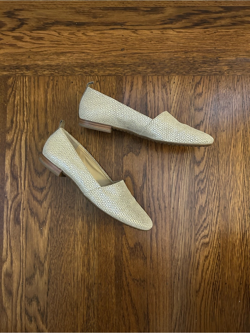 Paul Green Nubuck Almond Toe Slip-on Flats Loafer Metallic Light Gold 9 US EUC - Picture 8 of 10
